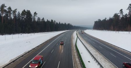 Zasada dwóch sekund to podstawa. Musisz ją znać przed ruszeniem w trasę