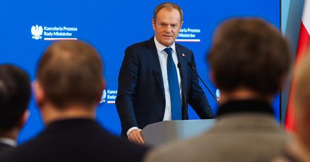 Na rząd wylewa się lawina krytyki. Nie chcą jednomiesięcznych "wakacji"