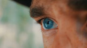 Badanie oczu pozwala wcześnie wykryć demencję (WIDEO)