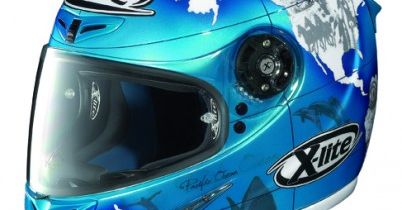 Kask Carlosa Checa na sezon 2010
