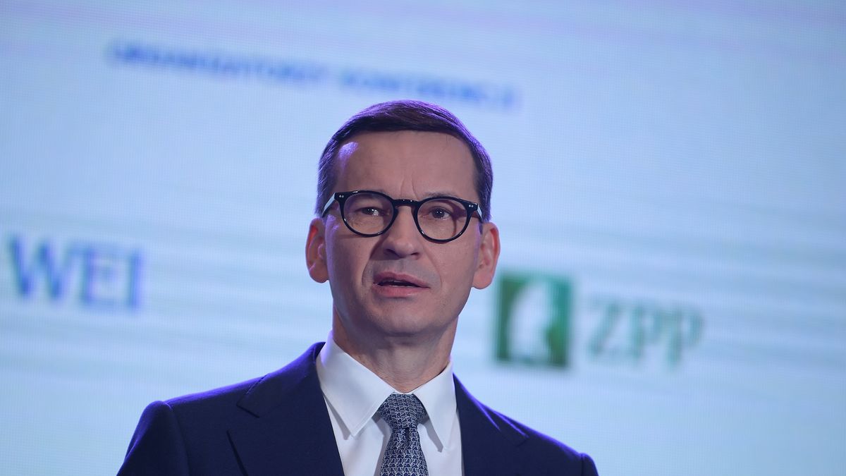 Obsługa kancelarii premiera Morawieckiego pochłonie w tym roku dodatkowe 214 milionów złotych - to prawie 60 proc. więcej, niż zakładano w budżecie 