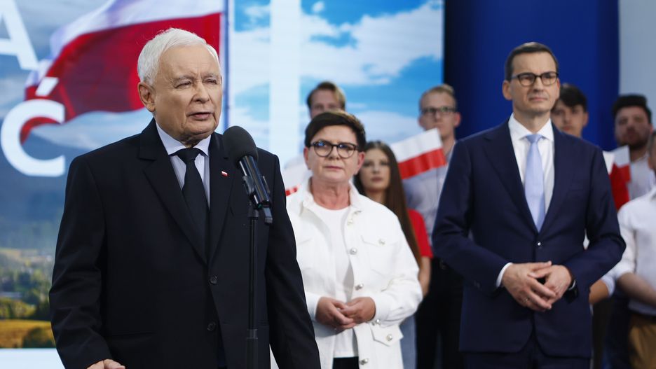 PiS przedstawił "jedynki" na listach wyborczych