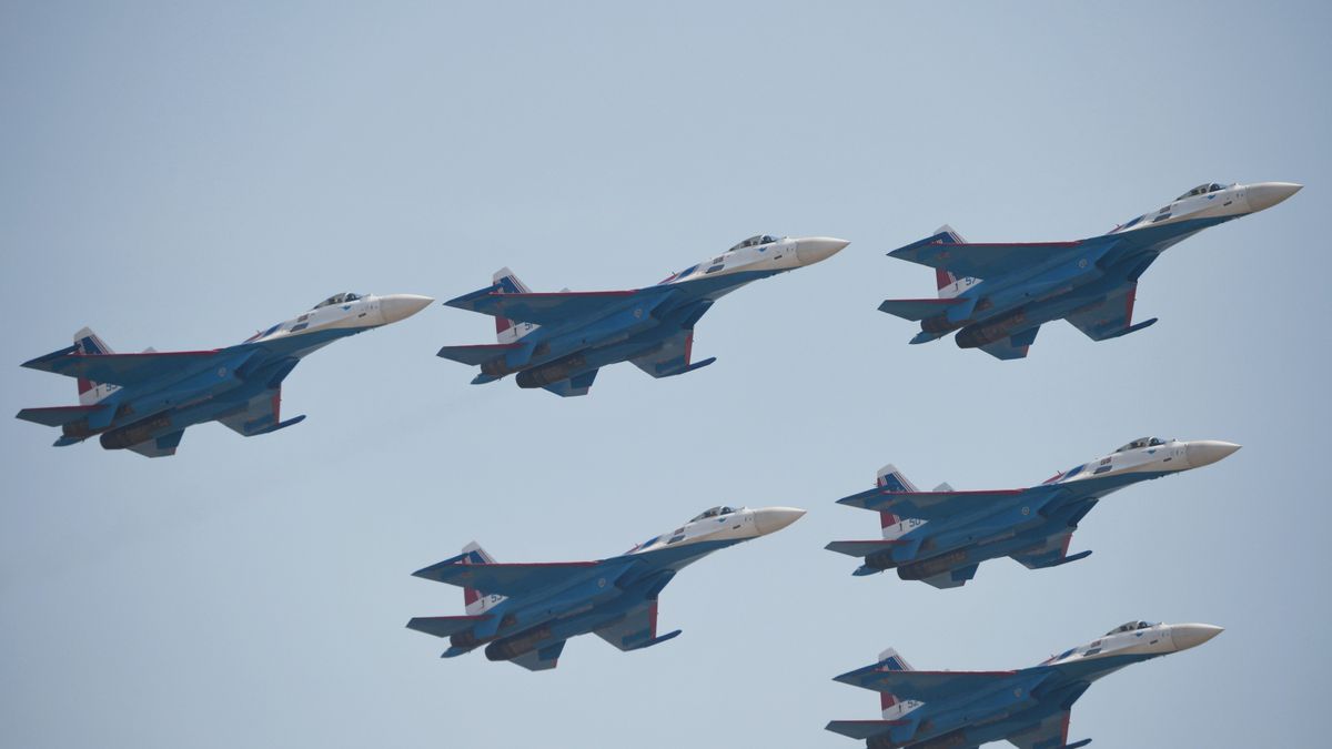 In Zhuhai, China, on November 12, 2024, the Russian Warrior Flight Show Team pilots the Su-35 heavy fighter jet for a flight demonstration at the Zhuhai Air Show during the 15th China International Aviation and Aerospace Exhibition. (Photo by Costfoto/NurPhoto via Getty Images)