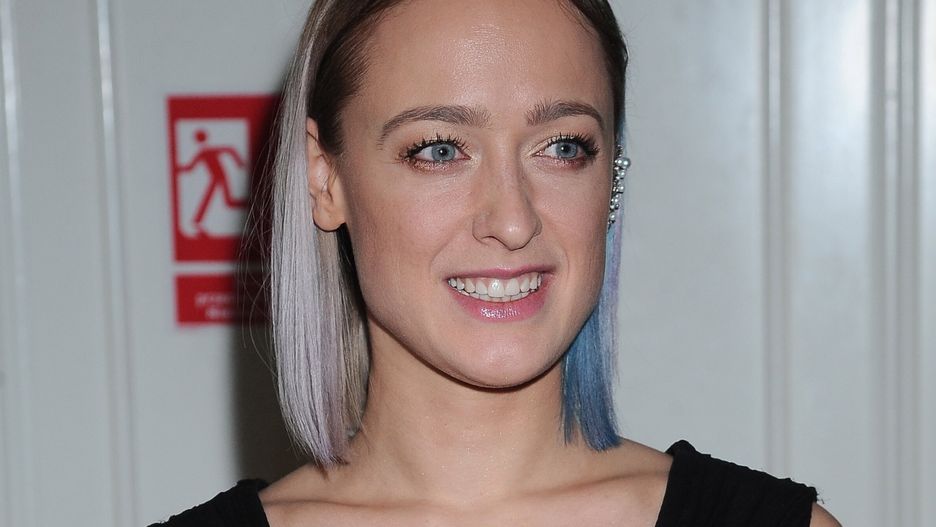 Matylda Damięcka publikuje rysunki komentujące rzeczywistość