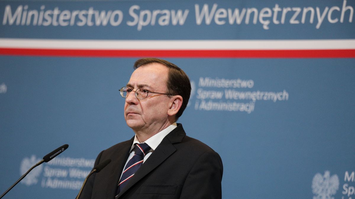 Warszawa 26.04.2022. Konferencja w ministerstwie spraw wewnetrznych i administracji poswiecona liscie sankcyjnej wobec rosyjskich podmiotow i obywateli. N/z Mariusz Kaminski.