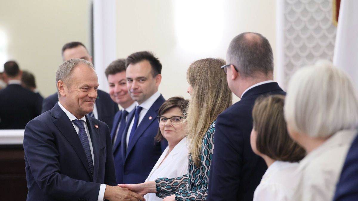 Rząd Donalda Tuska podnosi podatki, ale nie ogłasza tego jako jednego planu