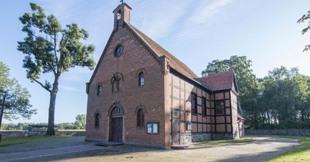 Gmina Margonin wsparła parafię w Żoniu