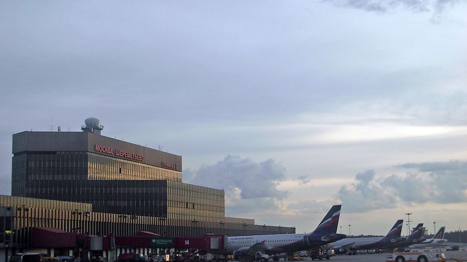 "Czasowe ograniczenia" na moskiewskich lotniskach. Uziemione samoloty