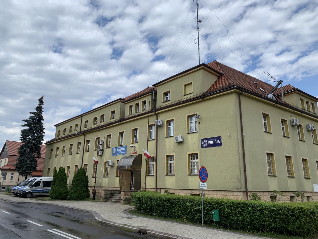 Lubin. W tym miejscu w niedzielę doszło do zamieszek między protestującymi a policją