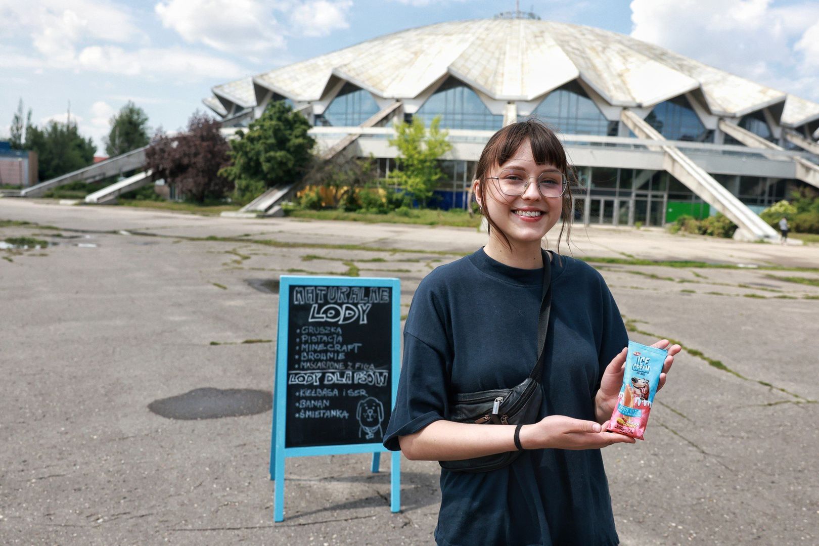 W Bike Cafe w parku Kasprowicza w Poznaniu można kupić lody dla psów.