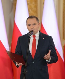 "Presja populizmu". Generałowi nie spodobał się ruch Nawrockiego