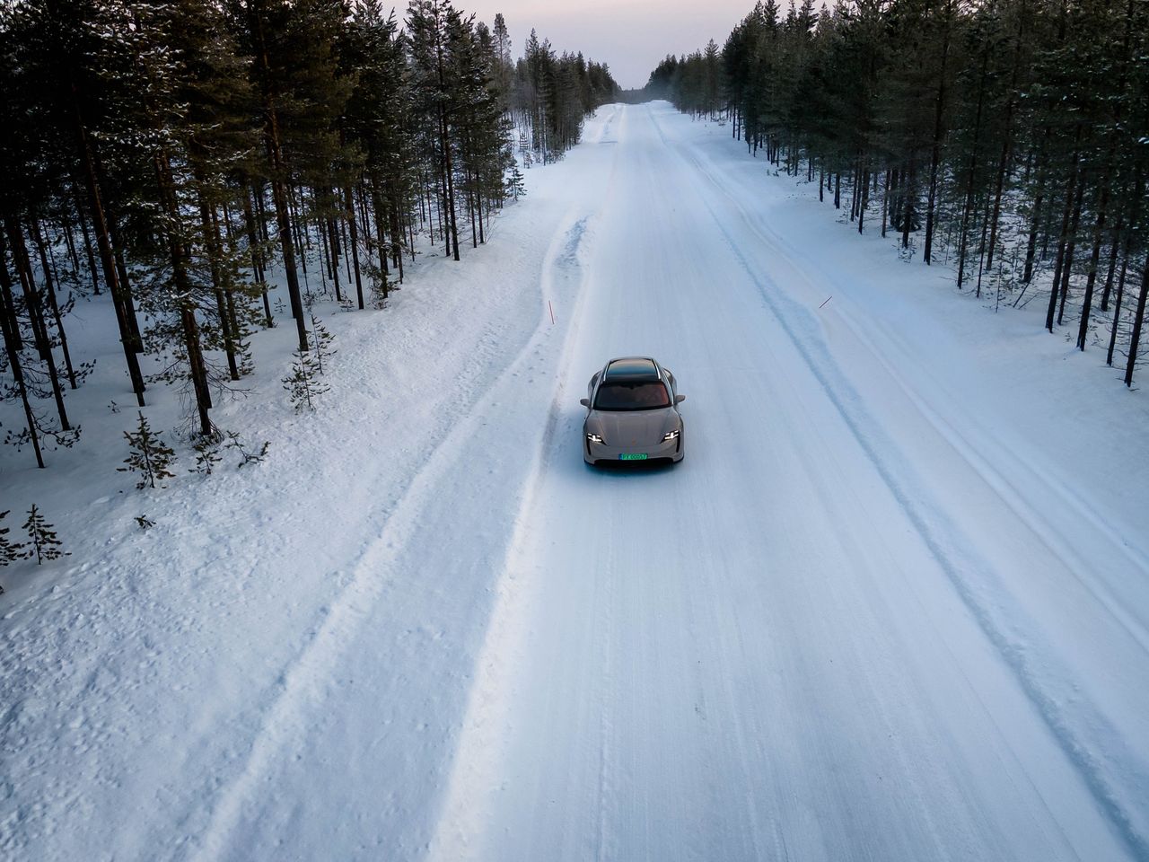 Porsche Taycan 4S Sport Turismo w Finlandii