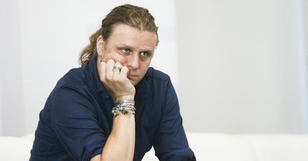 Rodzina Piotra Woźniaka-Staraka może mieć kłopoty. Sąd rozpatrzy sprawę miejsca pochówku producenta
