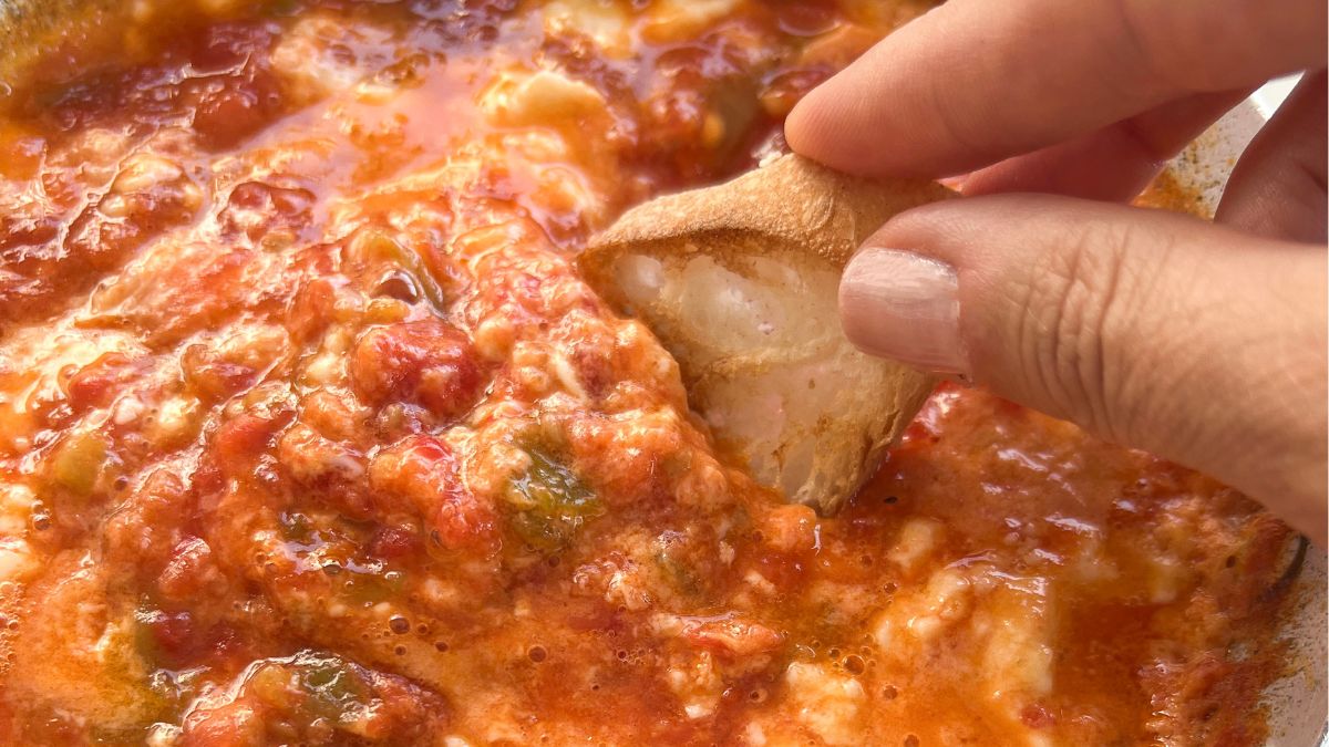 Menemen to ciekawa wariacja na temat jajecznicy 