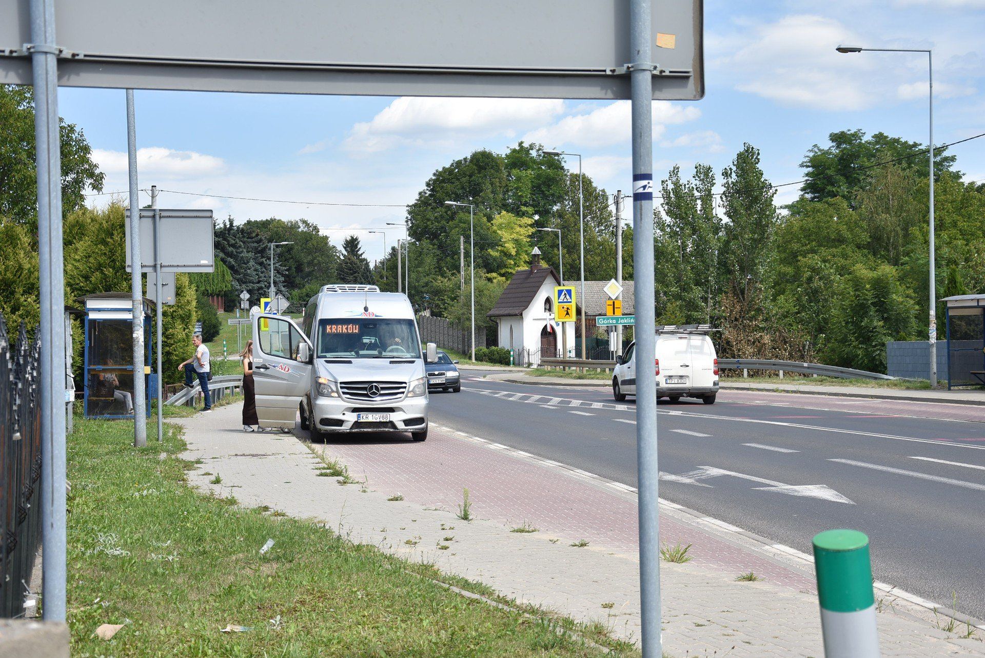 Przystanek autobusowy w Posądzy