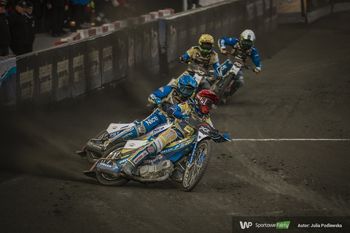 Żużlowe szkiełko (felieton sportowy): Magia bez atutu