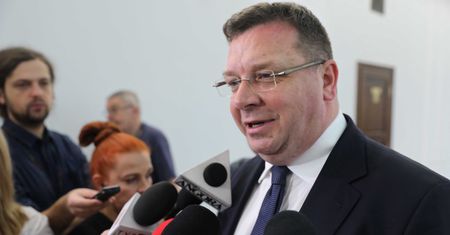 Kryzys w koalicji Kaczyńskiego. Solidarna Polska ostrzega przed dymisją Ziobry