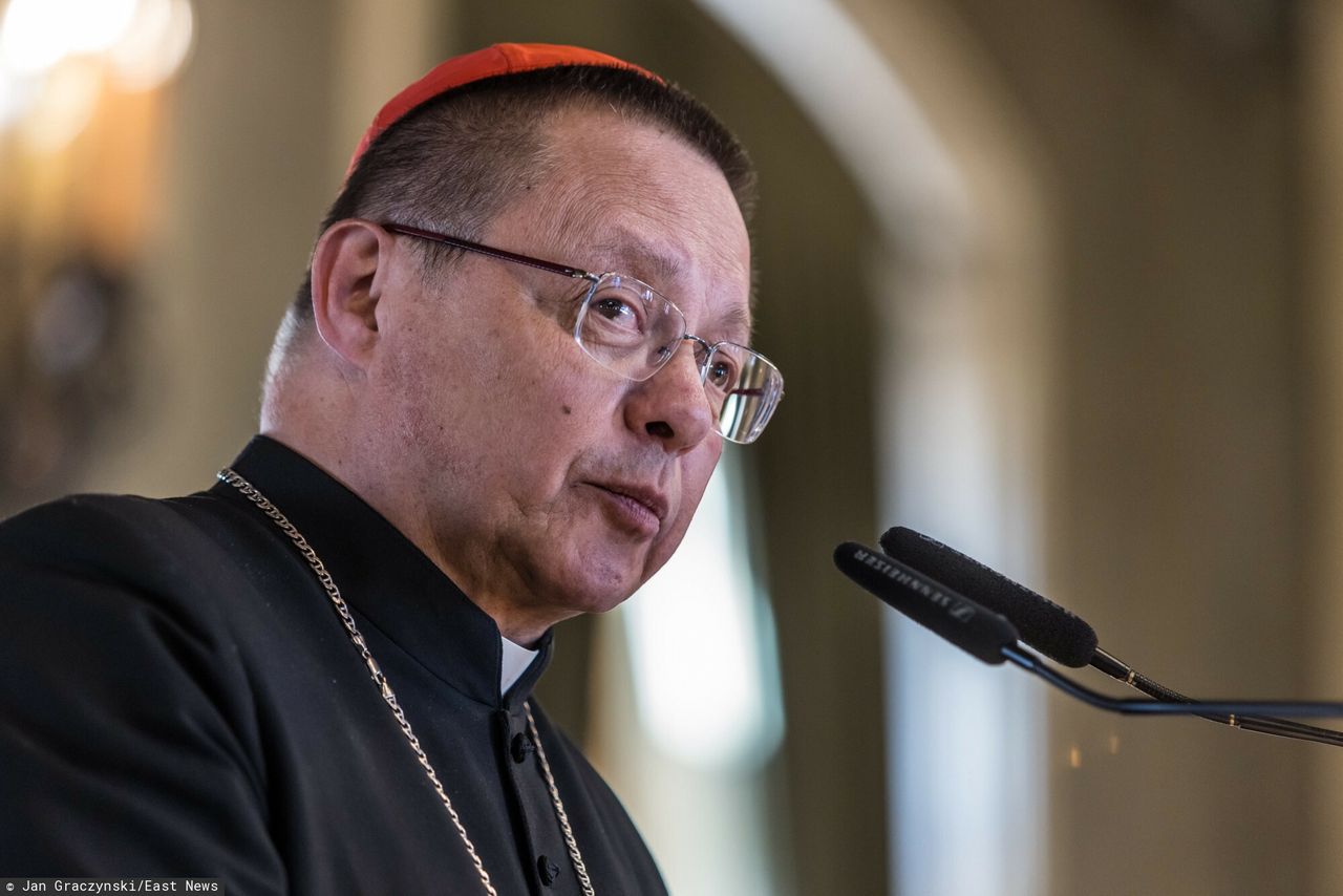 Kard. Ryś dostał SMS-a po śmierci papieża. Opowiedział, co w nim było