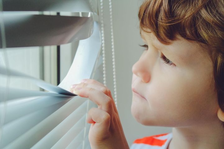 Aranżacja okien w pokoju dziecka - propozycje