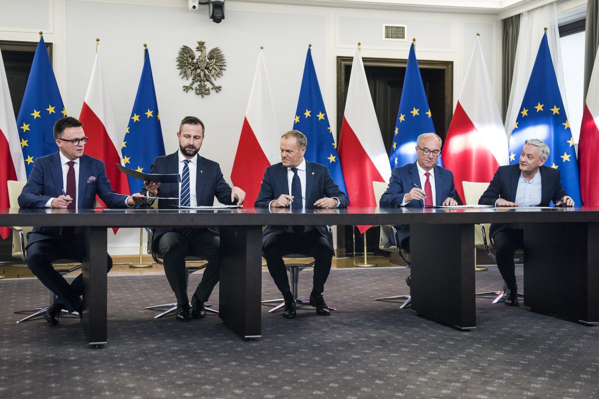 Mimo wyborczych obietnic, spółki zajmujące się wojskowością zostały podzielone przez koalicjantów partii rządzącej (Photo by Attila Husejnow/SOPA Images/LightRocket via Getty Images)