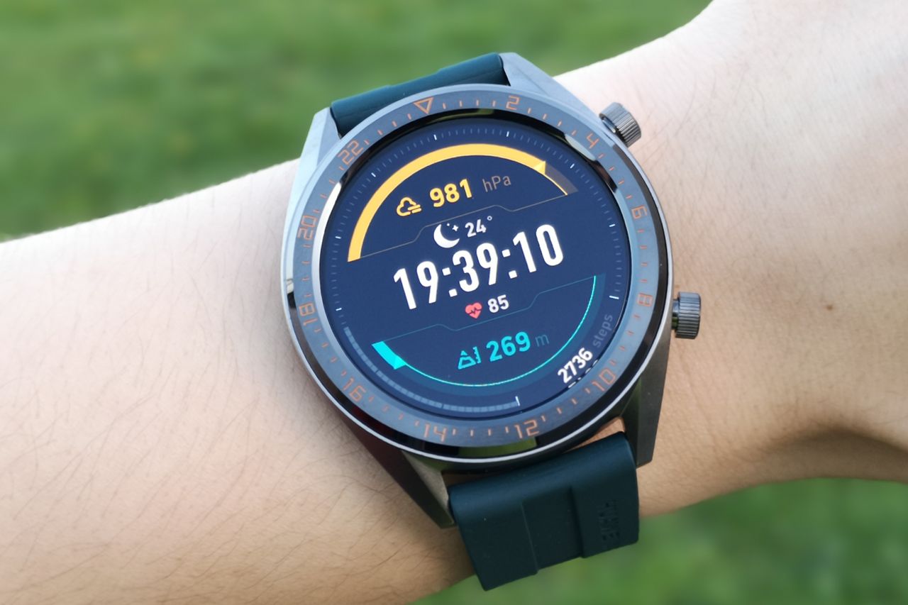 Huawei Watch GT – przydatny dodatek dla fanów sportu