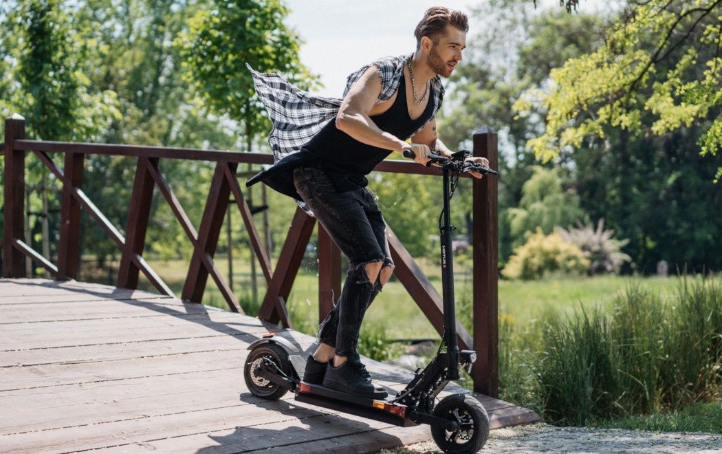 Motus Pro 10 2022
