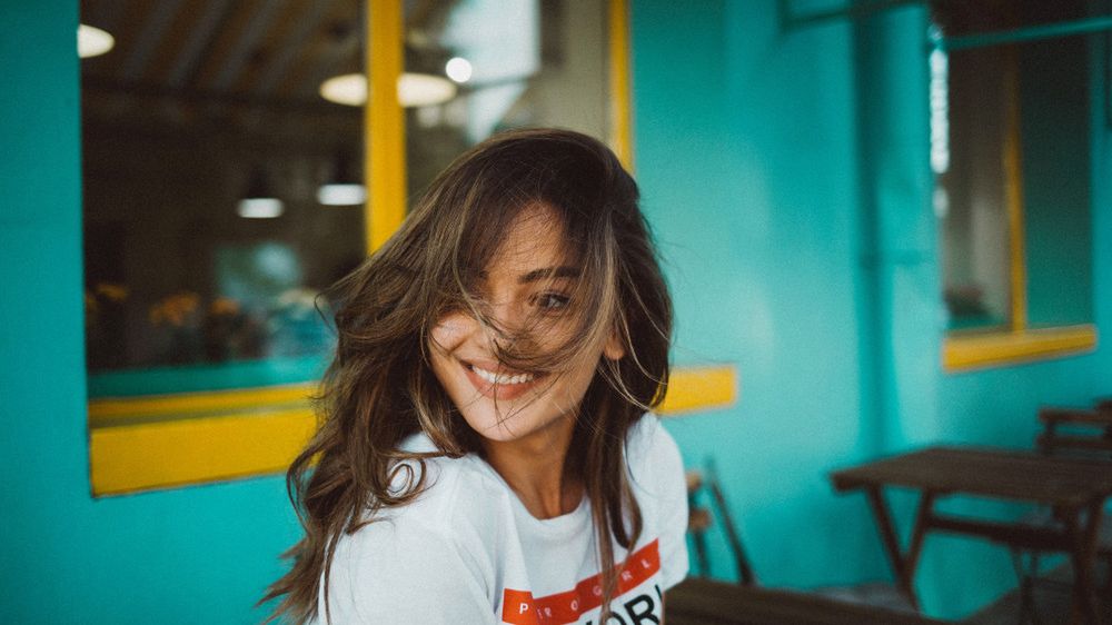 Laminowanie włosów pozwala na ich nawilżenie