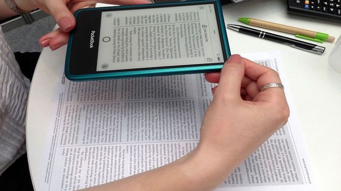 PocketBook Ultra - pierwszy czytnik z aparatem. Studencie, koniec z przepisywaniem notatek! 1