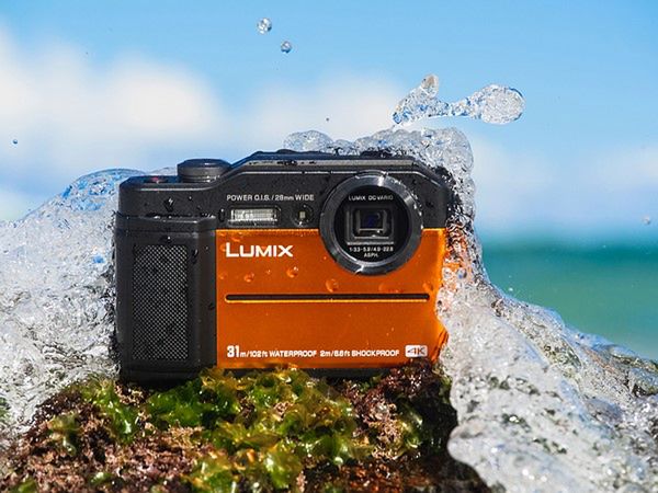 Panasonic Lumix DC-FT7 - pierwszy wytrzymały kompakt z wizjerem elektronicznym 6