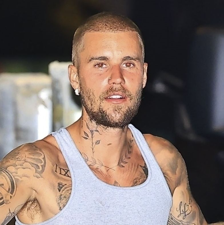 Justin Bieber wraca z kolacji