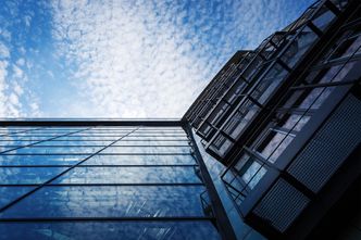 Pracownicy bez wypłat, hotel zamknięty? Możliwe, że to tymczasowe