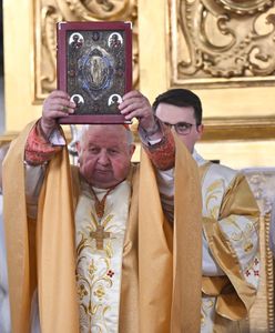 "Domagał się". Papież Franciszek oczami kard. Dziwisza
