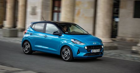 Nowe samochody z najprostszymi silnikami. Bez turbo, hybryd, filtra GPF i wtrysku bezpośredniego