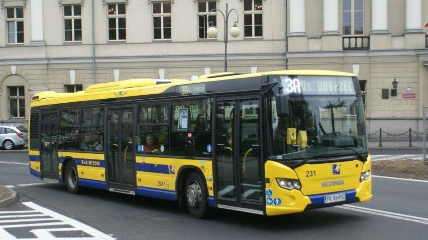 Zmiany w rozkładzie jazdy KLA. Jak będą kursować w majówkę?