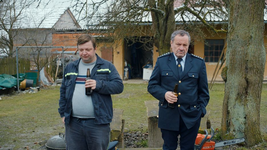 Kadr z filmu "Somewhere Over the Chemtrails"