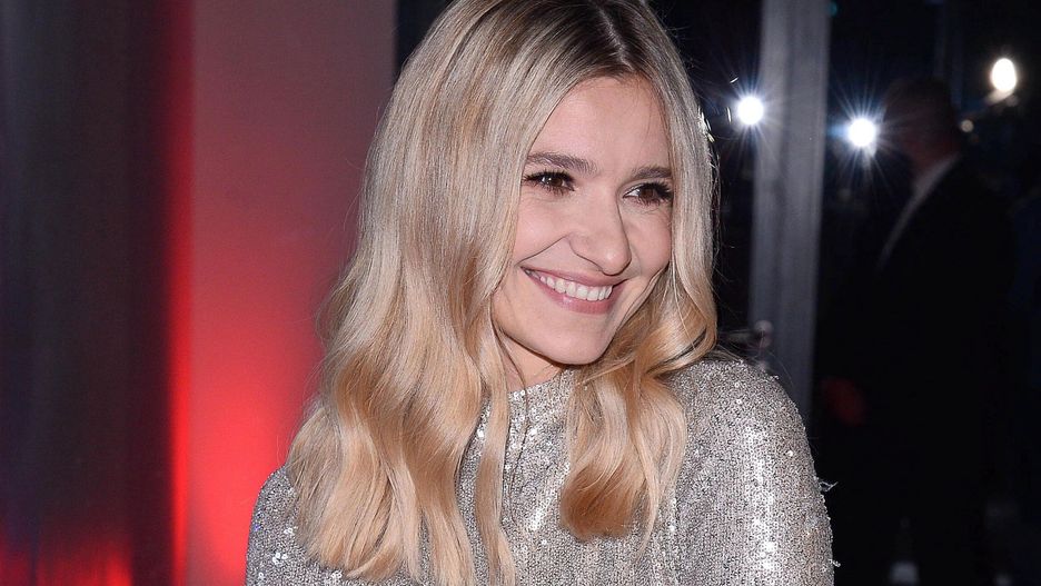 Joanna Koroniewska. Sukienka na wiosnę w stylu boho