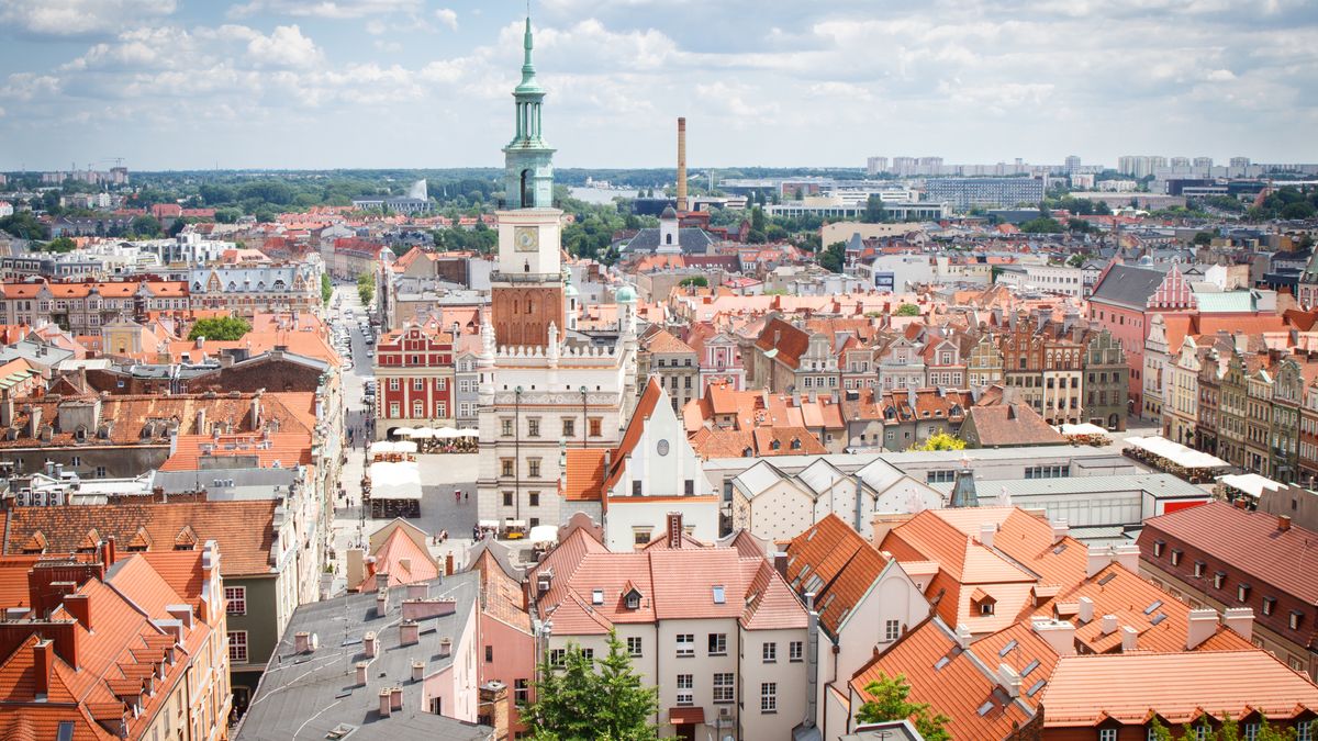 W Poznaniu trwa spór o to, czy dzwon w jednej z parafii bił za g