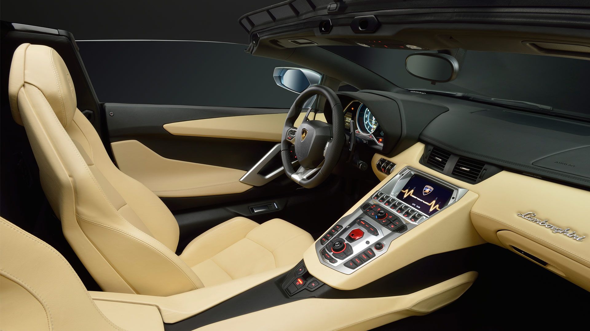 Lamborghini Aventador LP700-4 Roadster
