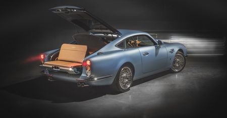 Zrób sobie drinka i usiądź wygodnie. DBA Speedback GT pozwoli odpocząć w wielkim stylu