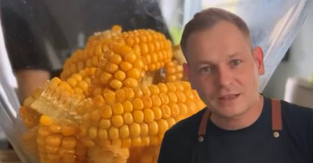 Znany kucharz zdradza, jak przygotować kukurydzę. Już nigdy nie zrobisz zwykłej z wody
