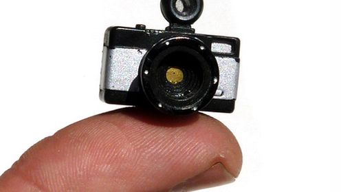 Ten miniaturowy aparat potrafi robić zdjęcia 1