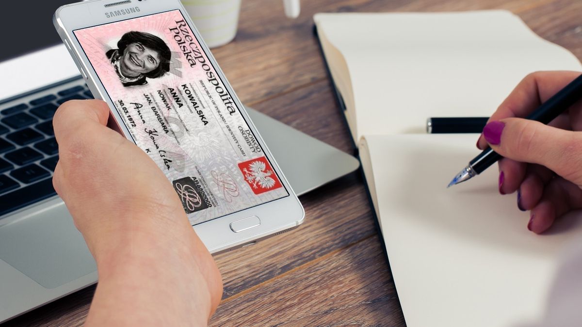 mObywatel już do pobrania. Wszystko o dowodzie osobistym w smartfonie 1