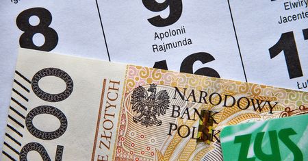 Emerytury w październiku. Niektórzy dostaną pieniądze wcześniej