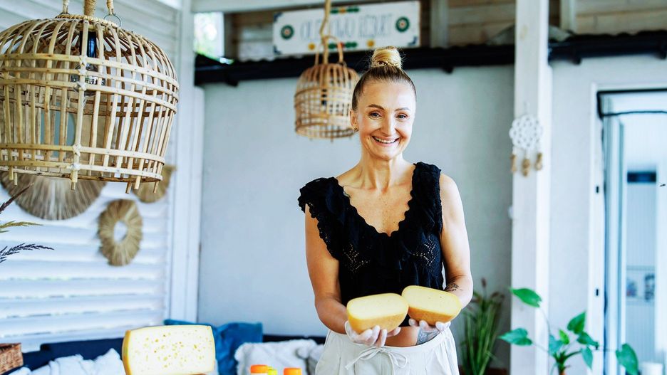 Wytwarzanie serów we własnej niewielkiej serowarni stało się życiową pasją pani Agnieszki