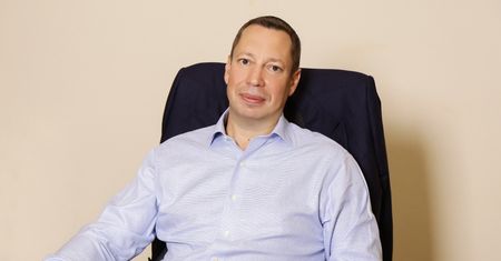 "Financial Times": Były szef Narodowego Banku Ukrainy zbiegł z kraju