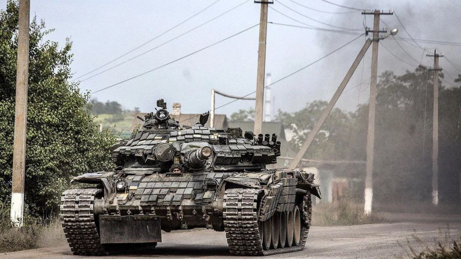 Ukraiński czołg T-72AW - zdjęcie ilustracyjne