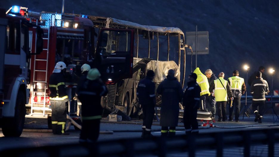 Bułgaria. Tragiczny pożar autokaru na autostradzie. Nie żyje 45 osób, w tym dzieci 