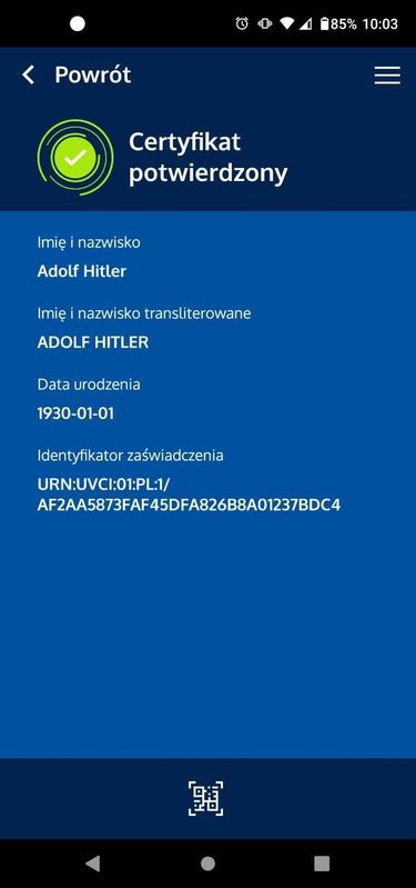 Potwierdzenie szczepienia na nazwisko Adolf Hitler