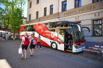 Krwiobus wrócił na Krupówki. Podaruj innym życie