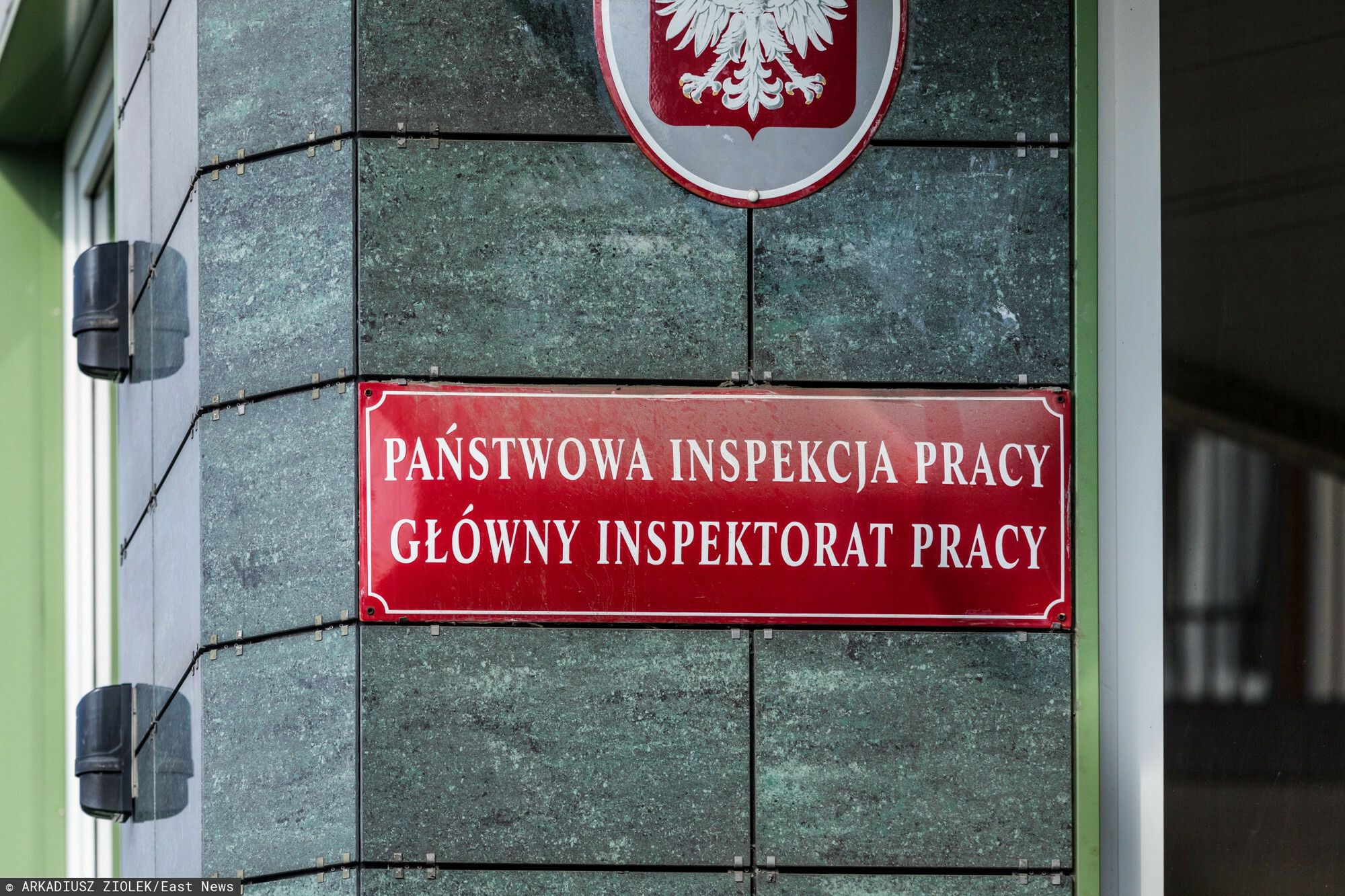 Inspekcja Pracy skontroluje pracodawców. "Rozszerzymy zadania związane z pandemią"